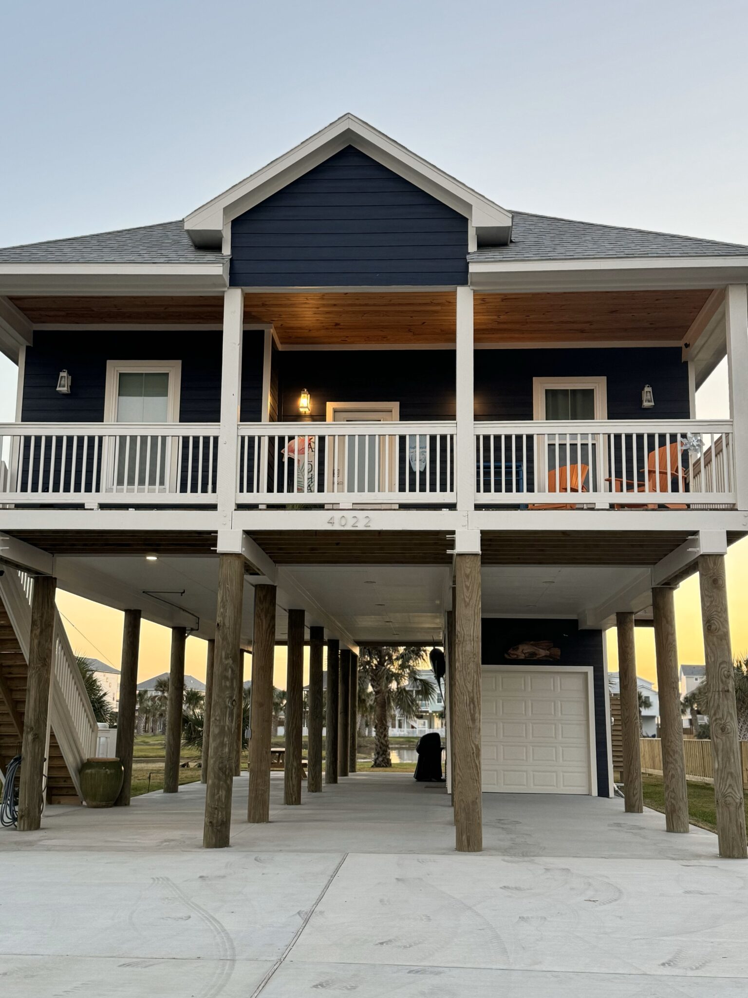 Galveston's Terramar Beach Homes built on Gun Barrel Pilings ...